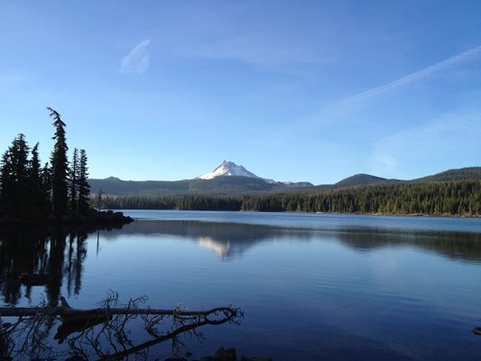 Ollalie-Lake-mt-view
